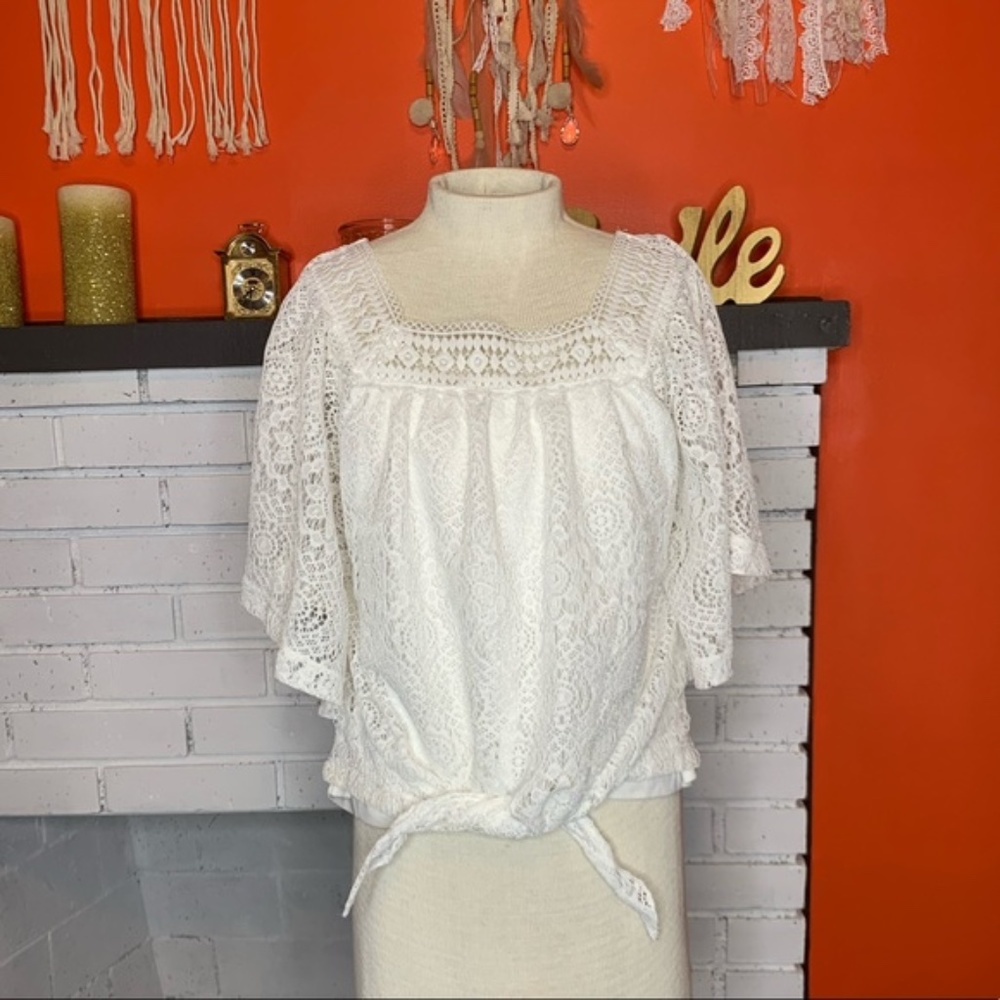 Girls Medium Beautees Designed in Los Angeles Boho Floral Crochet Tie Front Top